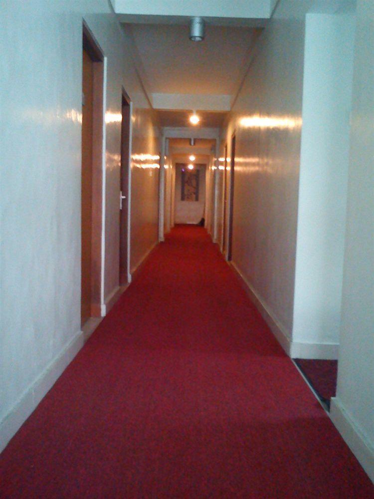 Santosa City Hotel Denpasa Buitenkant foto